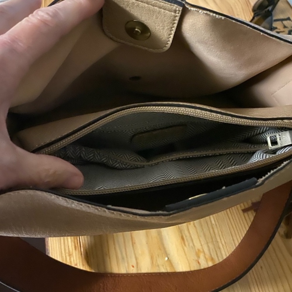 💕 Jen &Co Bag set with 2 straps and 2 bags. Like new. Western look. - Picture 8 of 13